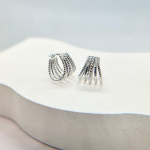 將圖片載入圖庫檢視器 925 Silver Earring
