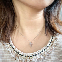 將圖片載入圖庫檢視器 18KWG diamond necklace
