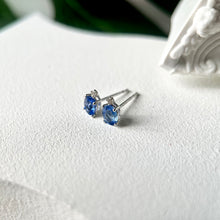 將圖片載入圖庫檢視器 Pastel Blue Sapphire Earring
