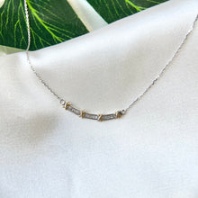 將圖片載入圖庫檢視器 18K White Gold Diamond necklace
