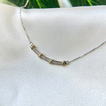 將圖片載入圖庫檢視器 18K White Gold Diamond necklace
